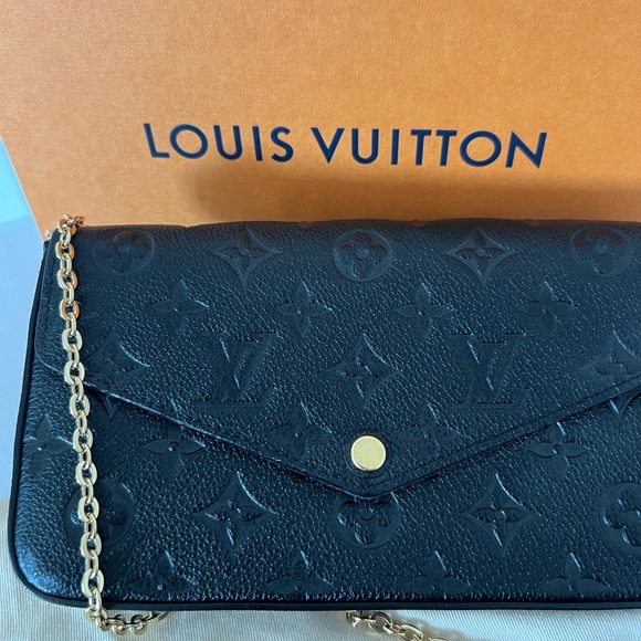 ❌❌SOLD❌❌ Félicie Pochette Louis Vuitton Black Monogram - FULL INCLUSION* - Picture 9 of 14